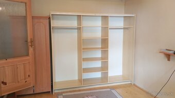 Šatníková skriňa, používaná - 8
