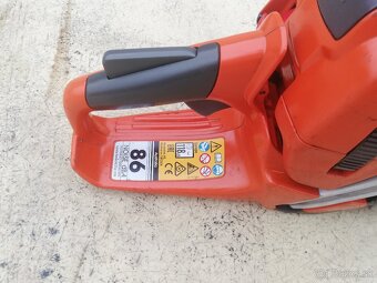 Husqvarna 560 x-torq - 8