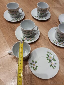 Porcelánová kávová sada - šálky + podšálky - 8
