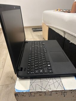 Acer extensa 2519 - 8