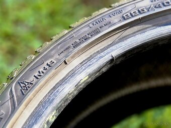 4KS ZÁNOVNÉ ZIMNÉ PNEU GOODYEAR ULTRAGRIP - 225/40 R18 92V - 8