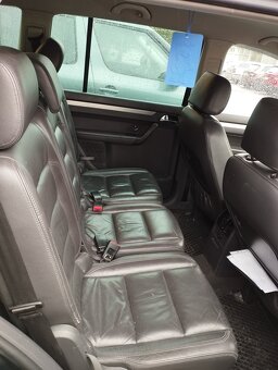 Volkswagen Touran 2.0 TDI, 103 kW. r.v. 2005 - 8