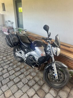 SUZUKI GSR600 - 8
