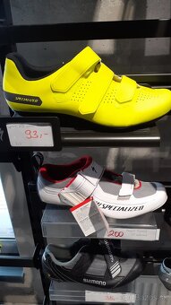 TRETRY SPECIALIZED veľ. 8/42. - 8