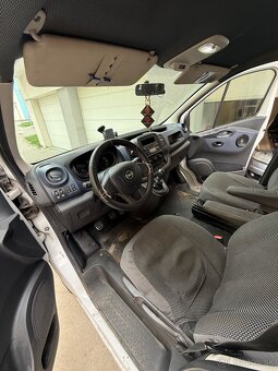 Opel Vivaro 1.6CDTi - 8