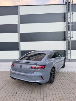 Volkswagen Arteon R 2.0 TSi DSG 4x4 -235 kW - 8