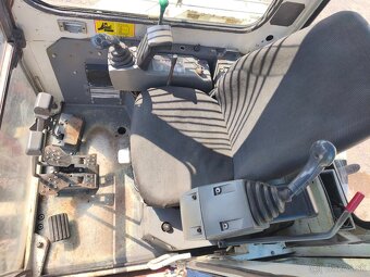 Takeuchi TB 153 FR - 8