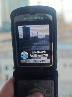Mototola razr v3 - 8
