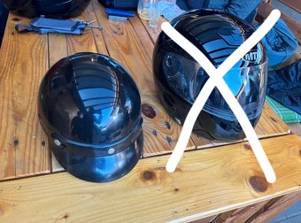 Helmy + oblečenie a obuv - 8