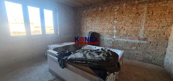 NA PREDAJ Rodinný dom s krásnym pozemkom – obec Bajany - 8