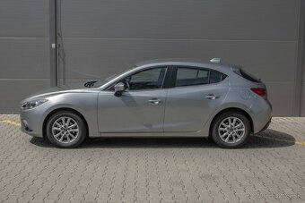 Mazda 3 - 8