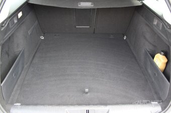 Peugeot 308 SW 1,2 PURETECH 96 kW ACTIVE - 8