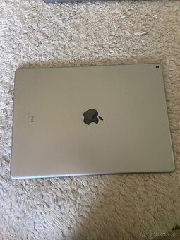 Macbook Pro 15, 2018 + IPad 13, 2018 - 8