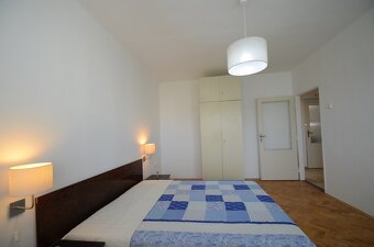 NA PRENÁJOM PEKNÝ 4 IZBOVÝ BYT SO ZÁHRADOU NA RUDENKOVEJ - 8
