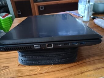 Predám Lenovo G 780 I7 3632QM 2.2ghz, 4 jadra, 8 vlákien, - 8
