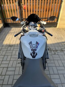 BMW S1000RR - 8