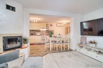 Na predaj priestranný 4-izbový rodinný dom v Malženiciach - 8