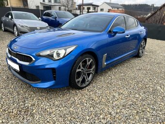 Kia Stinger Platinum A/T - 8