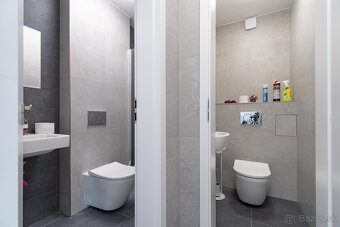 Na predaj inevstičný rodinný dom - Bratislava, Rača - 8