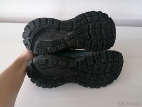 BROOKS Ghost 13 GTX Pôvodná cena: 152Eur Bežecké Tenisky - 8