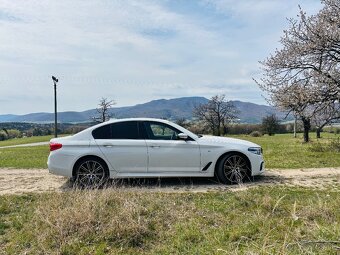 BMW 520d xDrive A/T - 8