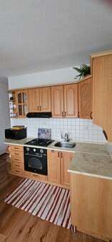 Na predaj ihneď nasťahovateľný 3 izbový byt na Vajanského ul - 8