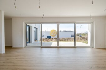 REZERVOVANÉ  PREDAJ – NOVOSTAVBA v štandarde - moderný 4i bu - 8