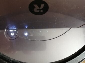 Robotický vysávač iRobot Roomba Combo R1118 - 8