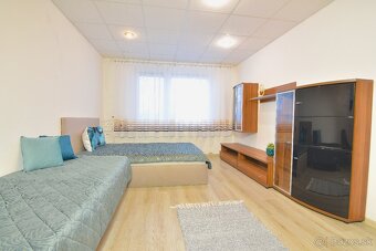 Veľký 3-izb byt balkón pivnica parkovanie Párovce Nitra - 8