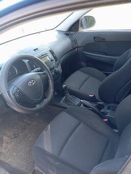 Hyundai i30 1,6 CRDi - 8