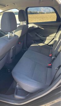 Ford Focus - 8
