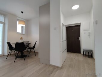 Prenájom 2 izbový byt, Žilina - Staré mesto, Cena: 850€ - 8