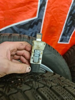 ŠKODA ORIGINAL SADA 5X112 R17 + 205/55 R17 - 8