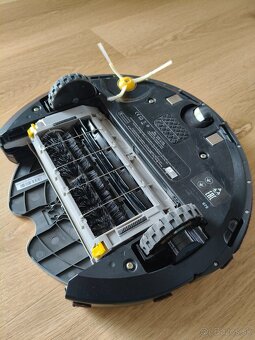 Roomba 676 robotický vysávač - 8