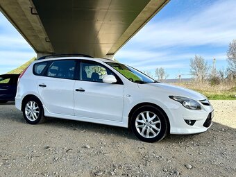 Hyundai I30 CW 1.6CRDI 66kw rok 2012 - 8