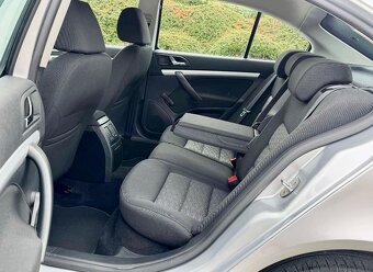 Škoda Octavia 1.9 TDI 77KW DSG / AUTOMAT ELEGANCE BEZ DPF - 8