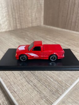 autíčka/modely Hot Wheels Matchbox Porsche GMC Mitsubishi - 8