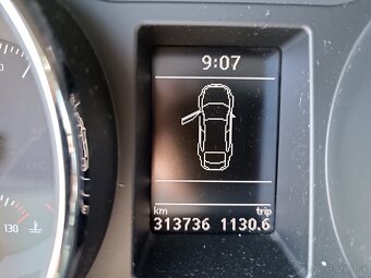 Škoda Superb 1,8 sedan - 8