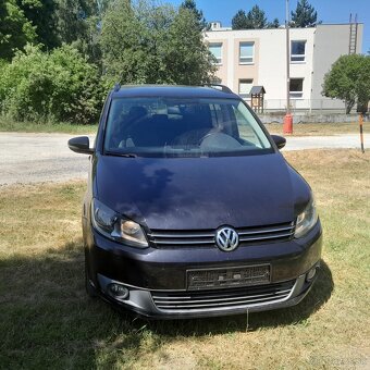 VW Touran 1,6TDI 7 miestne 2011 - 8