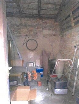 Rodinný dom - podpivničený so záhradou - 8