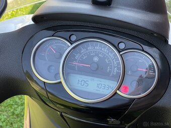 Piaggio Beverly 300ie Sport 2015 - 8