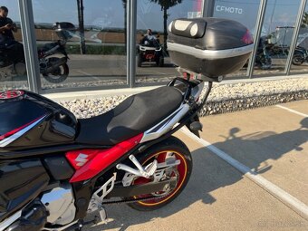 Suzuki GSX 650 F - 8