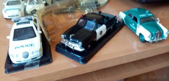 Modely policajných áut 1:43 AMERcom colection - 8