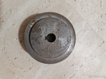 Remenica na elektro motor - 8