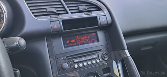 Peugeot 3008 1,6 HDi 11/2012 - 8