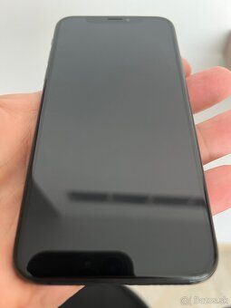 iPhone xs - 8