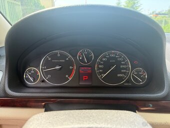 Peugeot 407 2,7hdi - 8