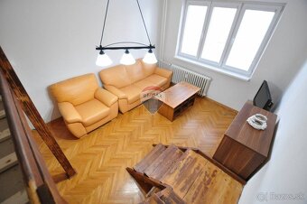 PRENÁJOM, 1-izbový byt, Poprad - Západ, Ul. Štúrova, blok Ze - 8