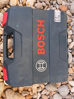 Bosch professional aku vŕtačka s príklepom - 8