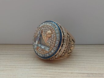 Basketbalové NBA prstene - 8